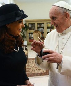 Pope-francis-holding-mate-