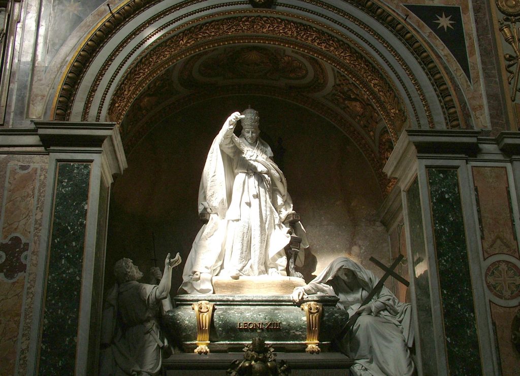 Pope_Leo_XIII_tomb