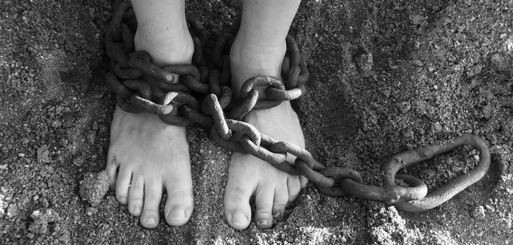 shackles1