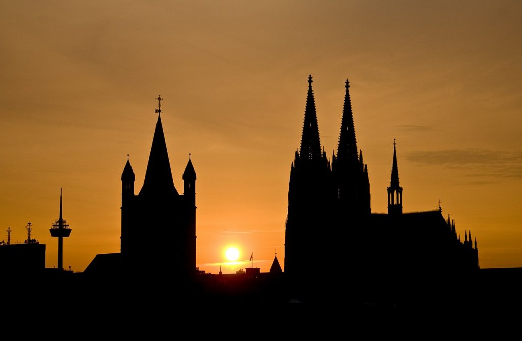 cologne-524243_1280