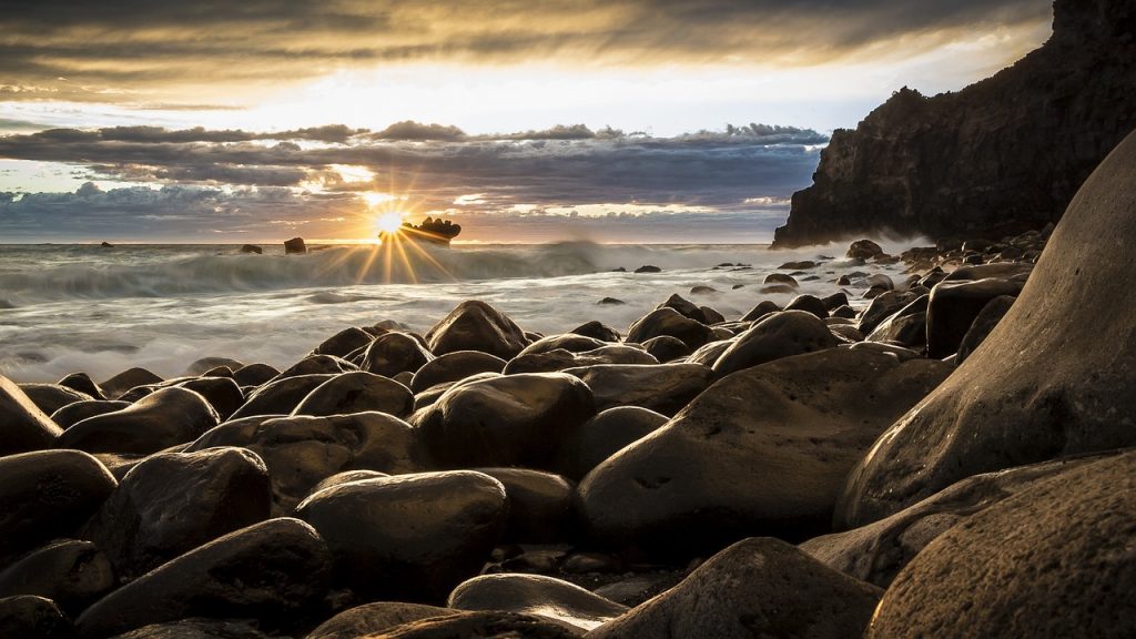 sunrise-1239727_1280
