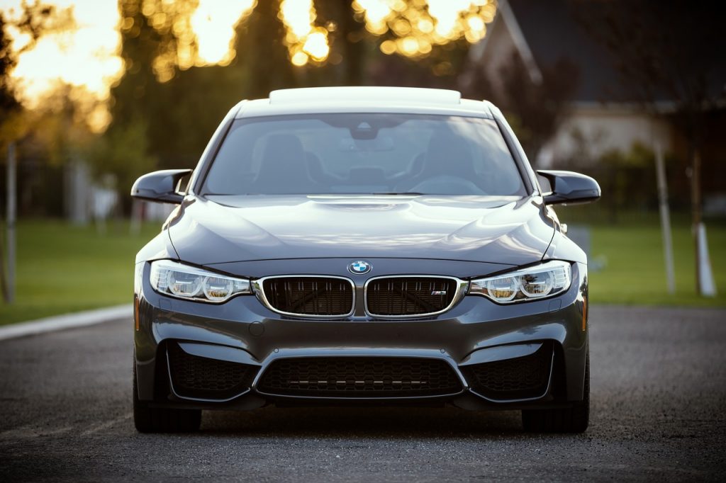 bmw-918408_1280
