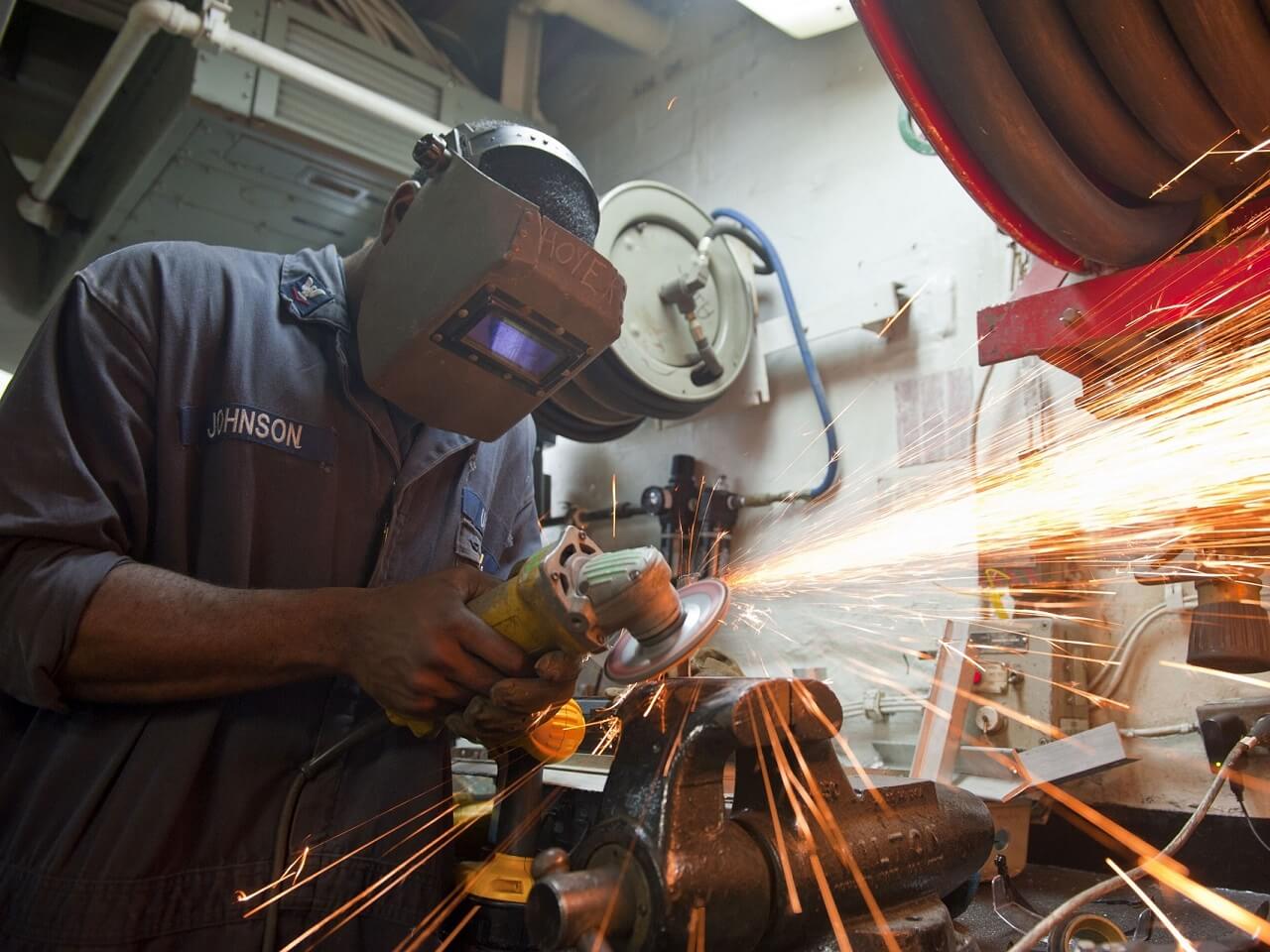 machine worker work